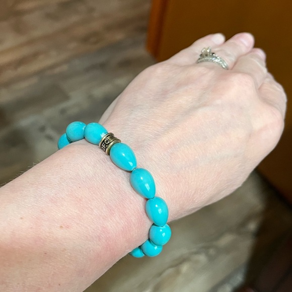 Turquoise Beaded Bracelet - Picture 1 of 2